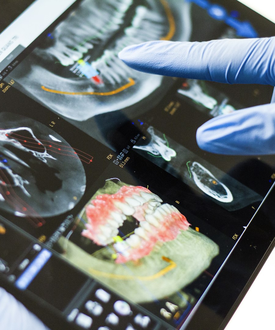 A digital dental scan being discussed with a patient